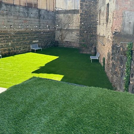 Il Giardino In Centro Apartment Catania Bagian luar foto