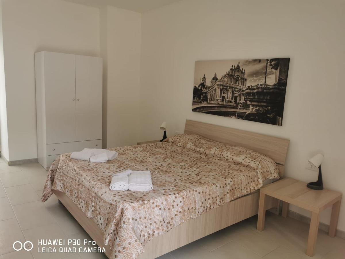 Il Giardino In Centro Apartment Catania Bagian luar foto