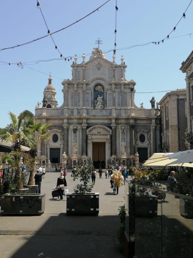Il Giardino In Centro Apartment Catania Bagian luar foto